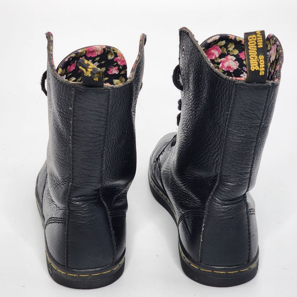 DR. MARTENS STRATFORD BLACK LEATHER UP FLORAL FOLDOVER LACE UP BOOTS - Picture 10 of 13